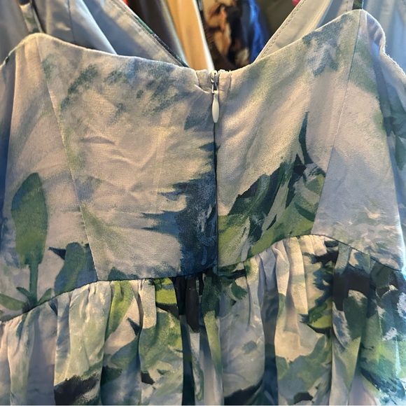 Lulu's Blue Floral Dress - Picture 4 of 5